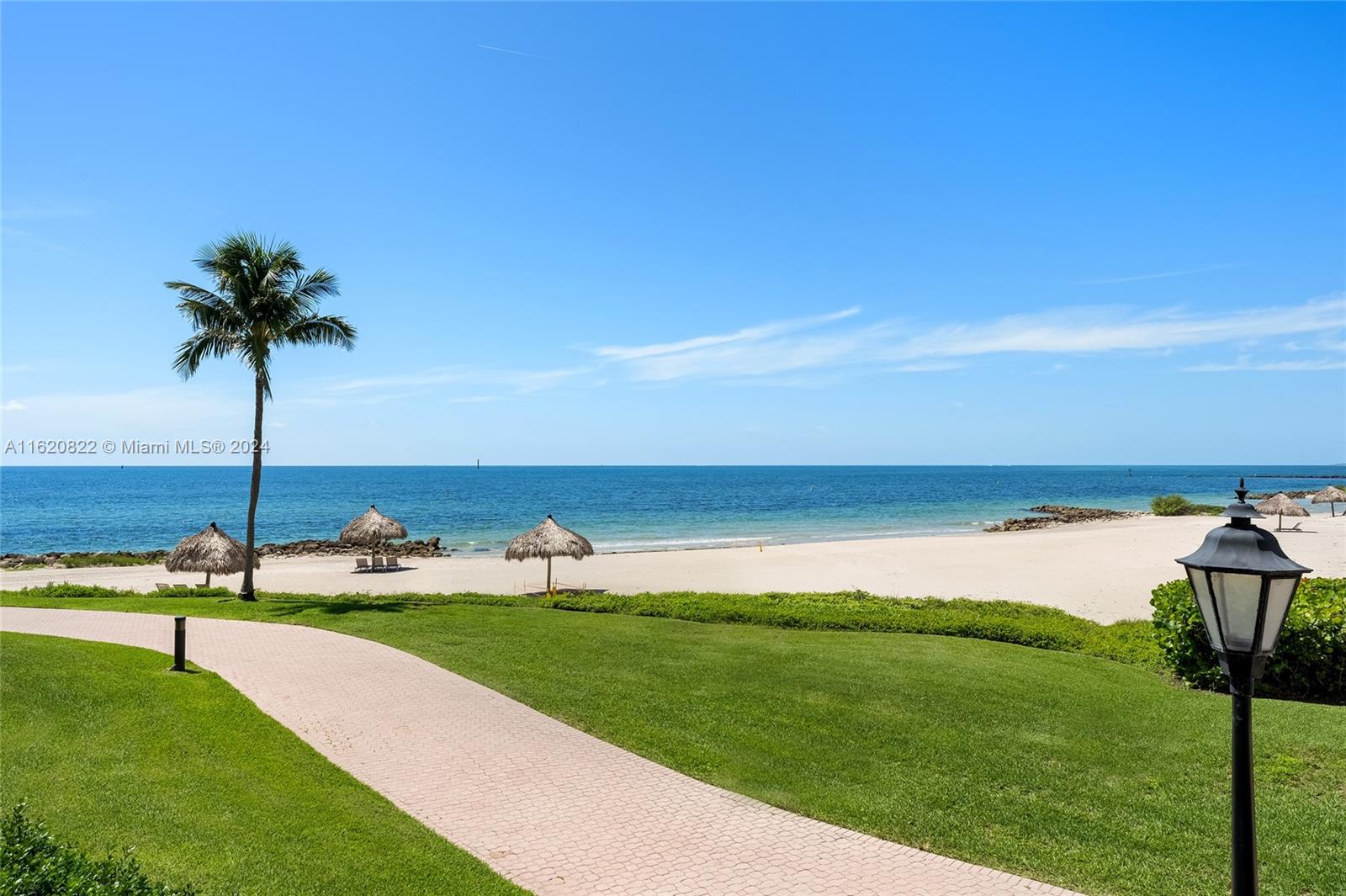 FISHER ISLAND - Residential
