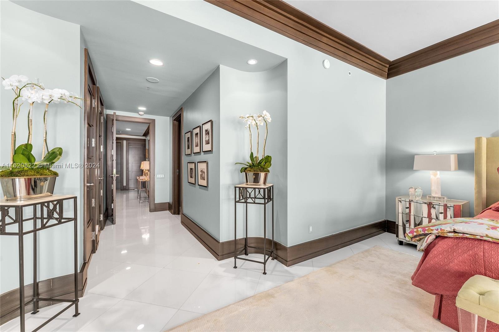 FISHER ISLAND - Residential