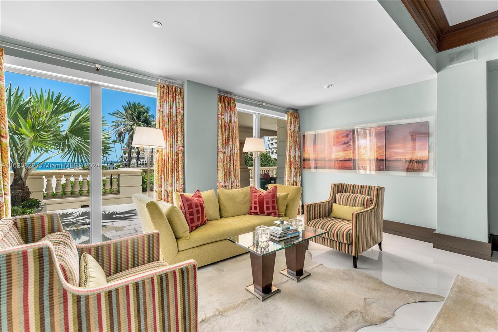 FISHER ISLAND - Residential
