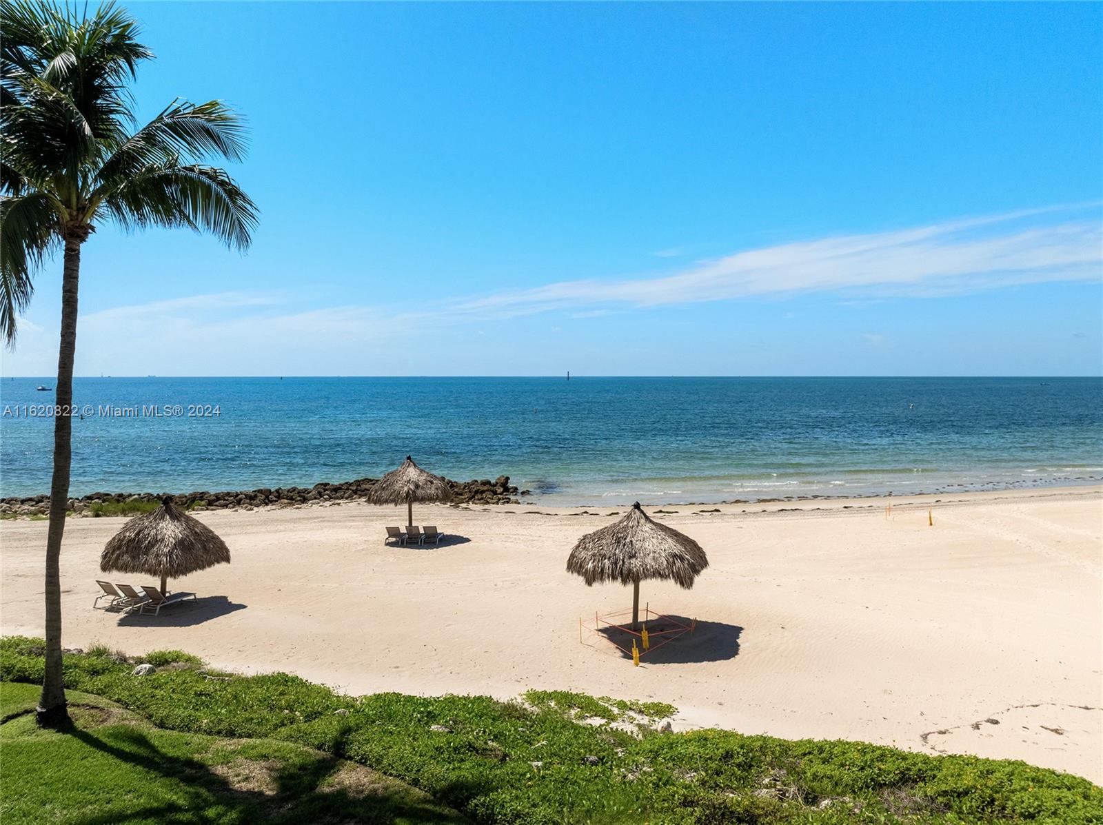 FISHER ISLAND - Residential