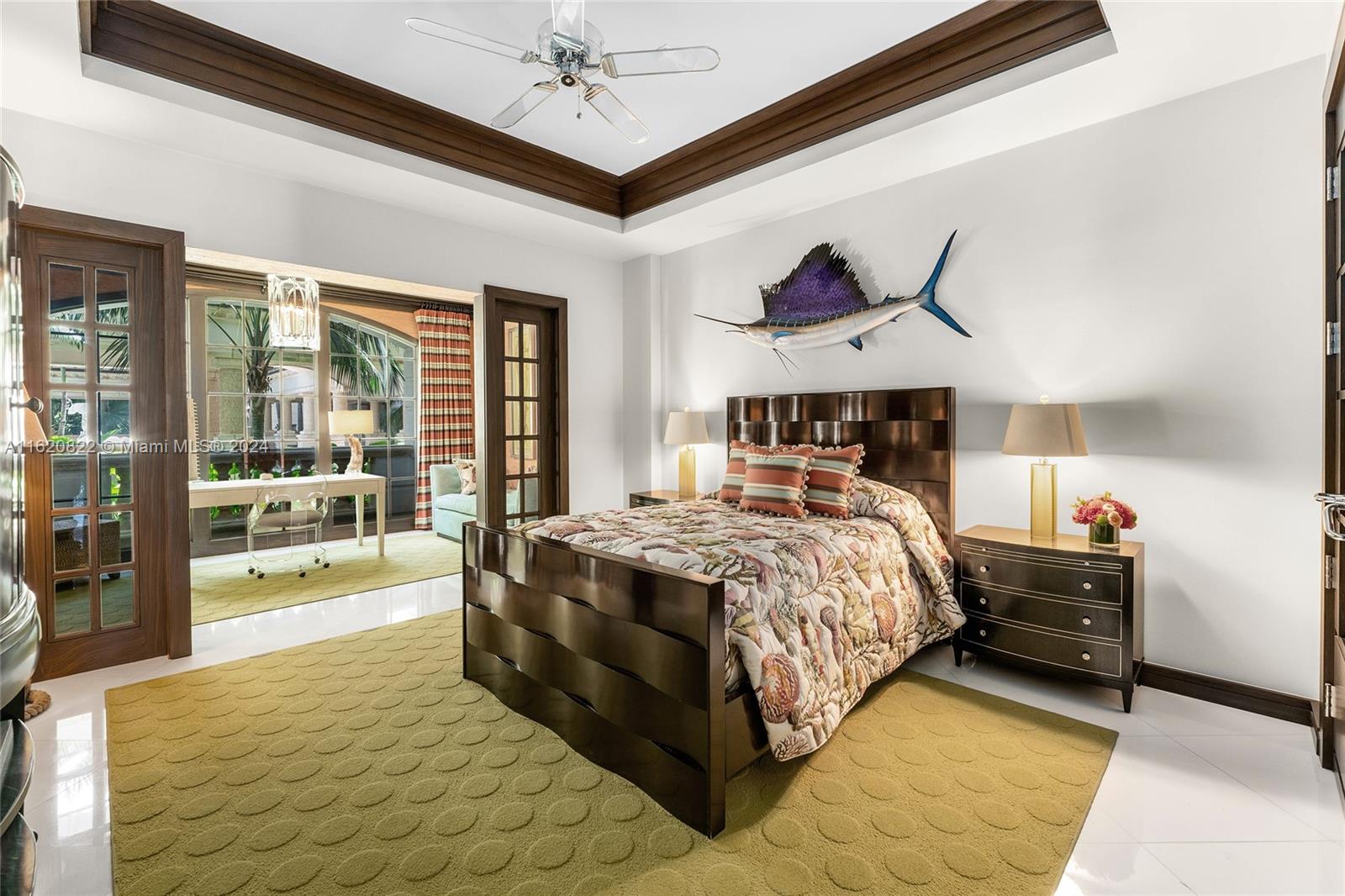 FISHER ISLAND - Residential