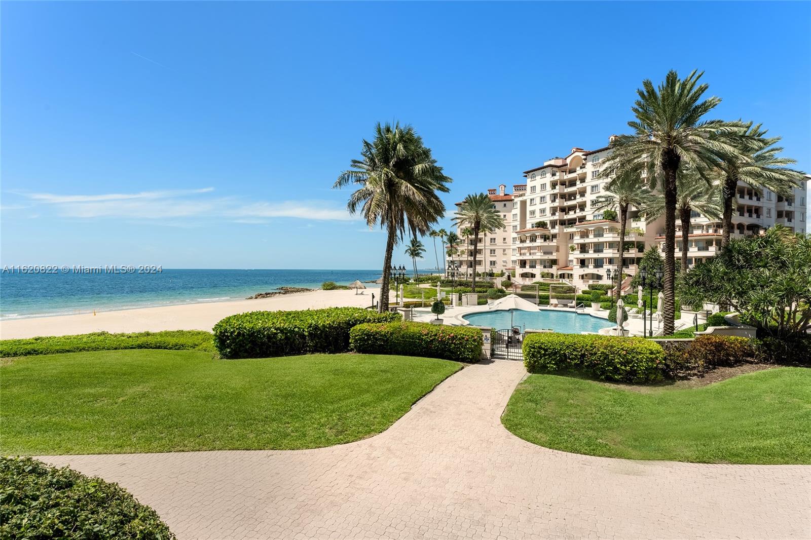 FISHER ISLAND - Residential