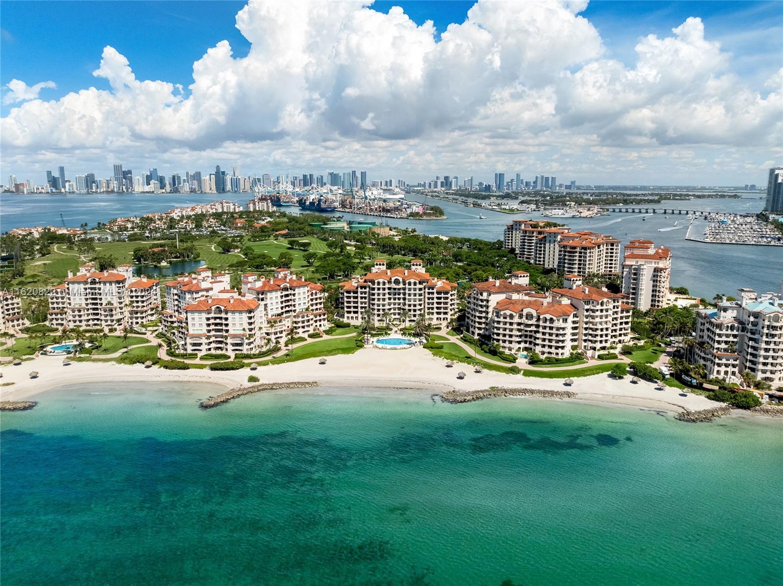 FISHER ISLAND - Residential