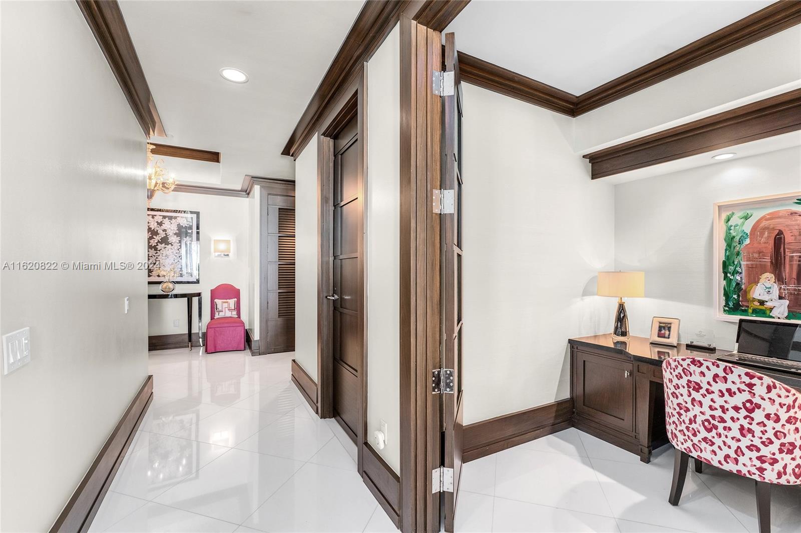 FISHER ISLAND - Residential