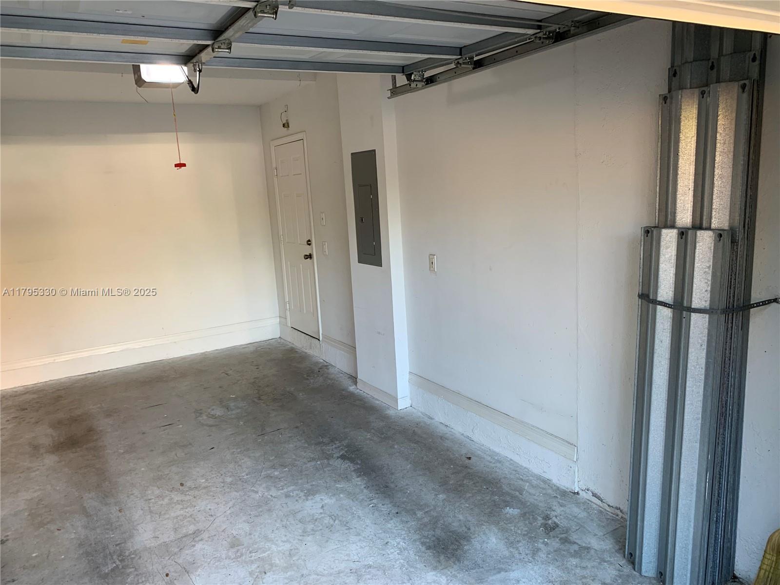 EGRET LAKES ESTATES SEC 2 - Residential