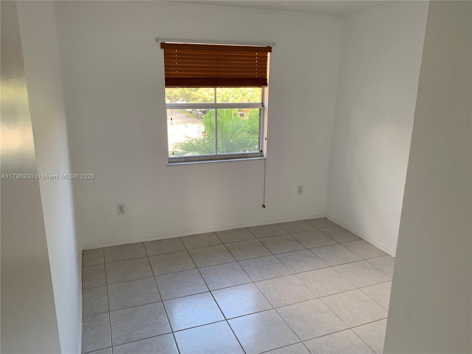 EGRET LAKES ESTATES SEC 2 - Residential