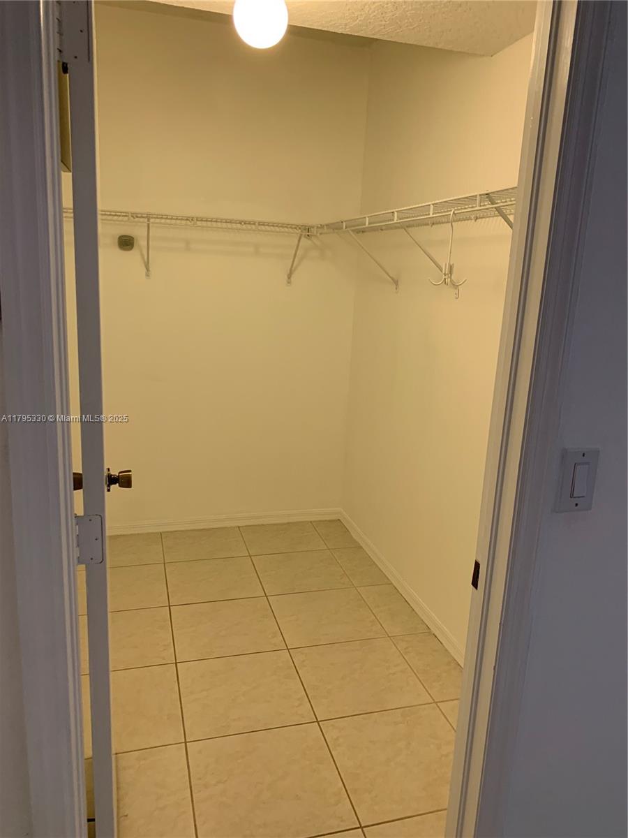 EGRET LAKES ESTATES SEC 2 - Residential