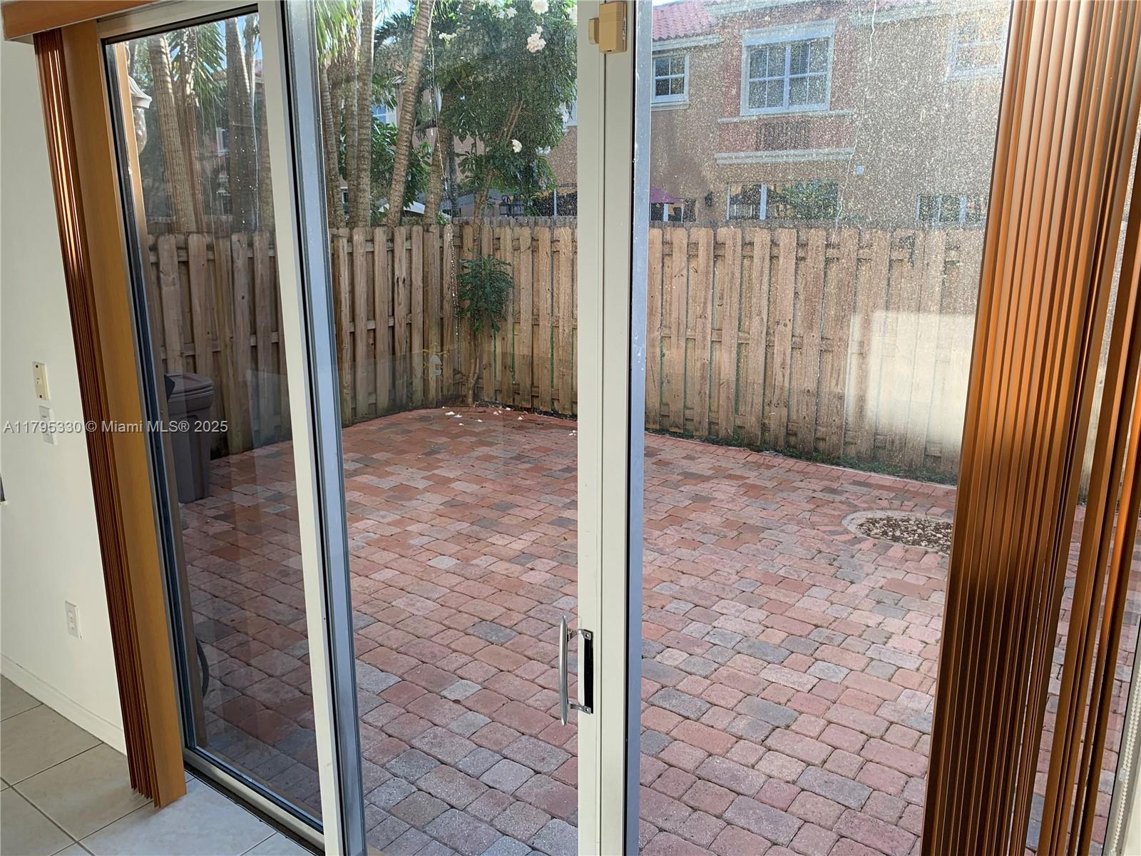 EGRET LAKES ESTATES SEC 2 - Residential