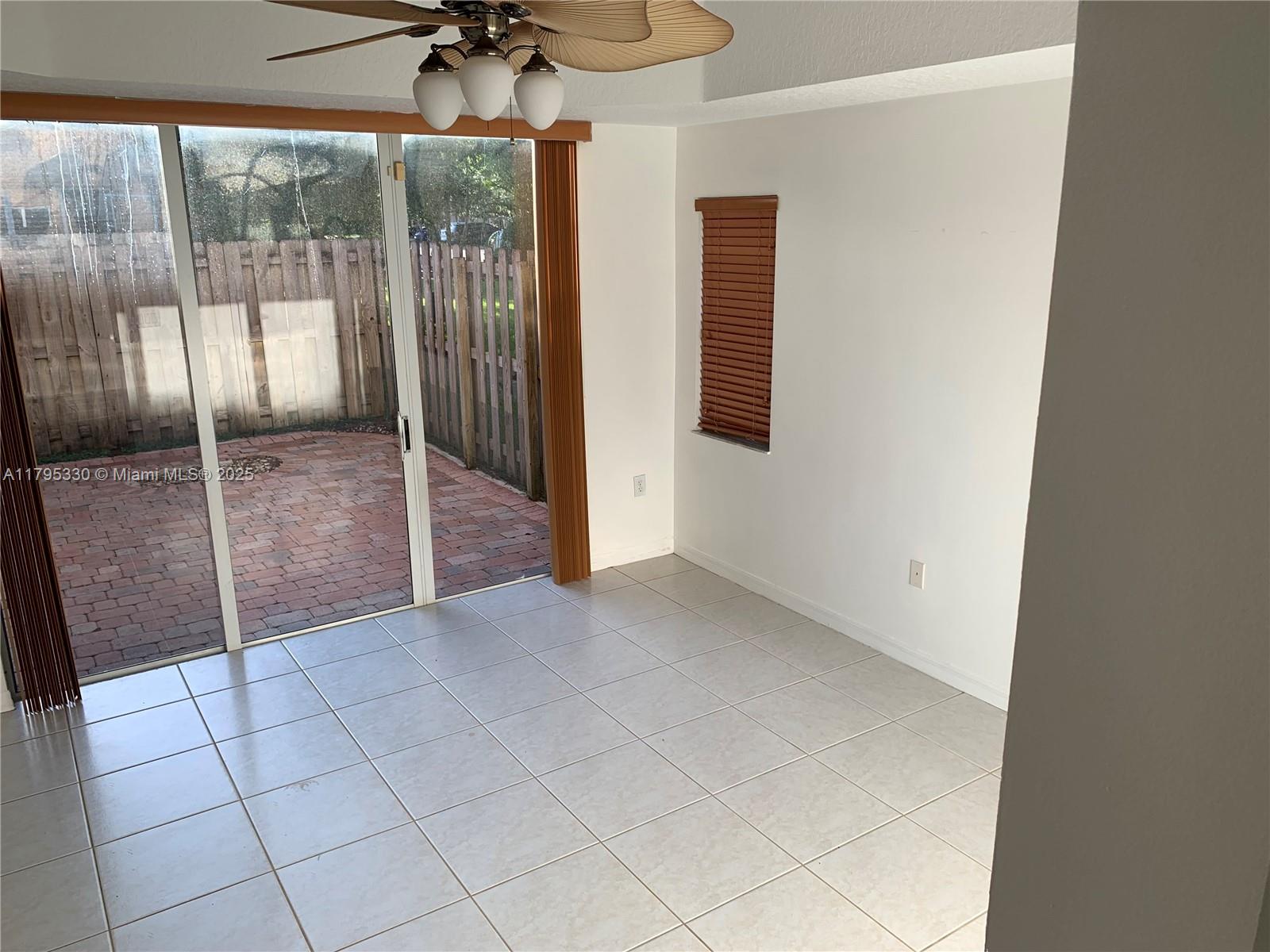 EGRET LAKES ESTATES SEC 2 - Residential