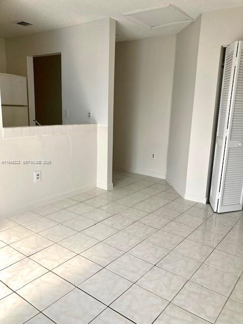 FT LAUDERDALE ESTATES 1ST - Residential Income