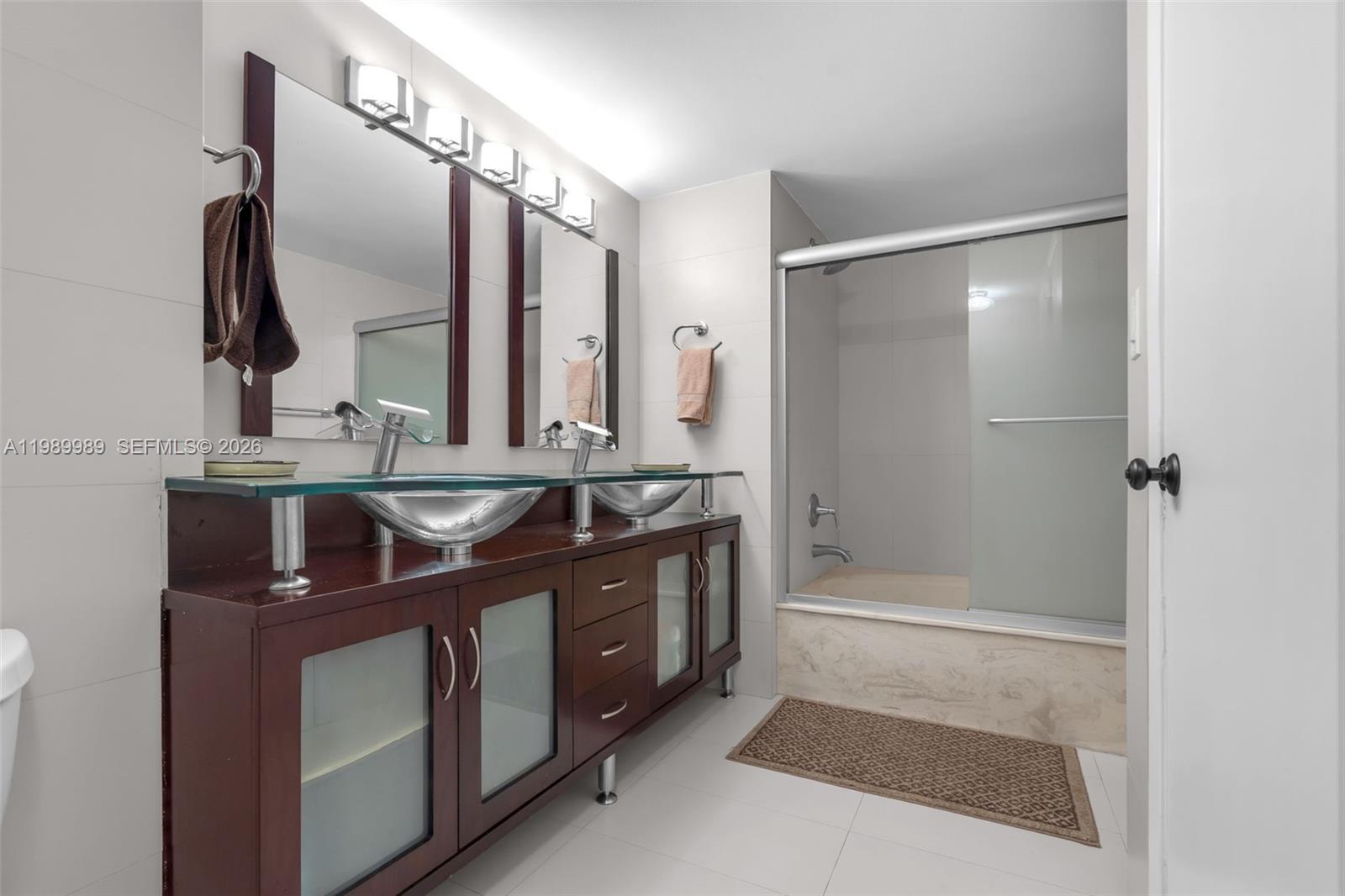 THE CLIPPER AT BISC COVE - Residential