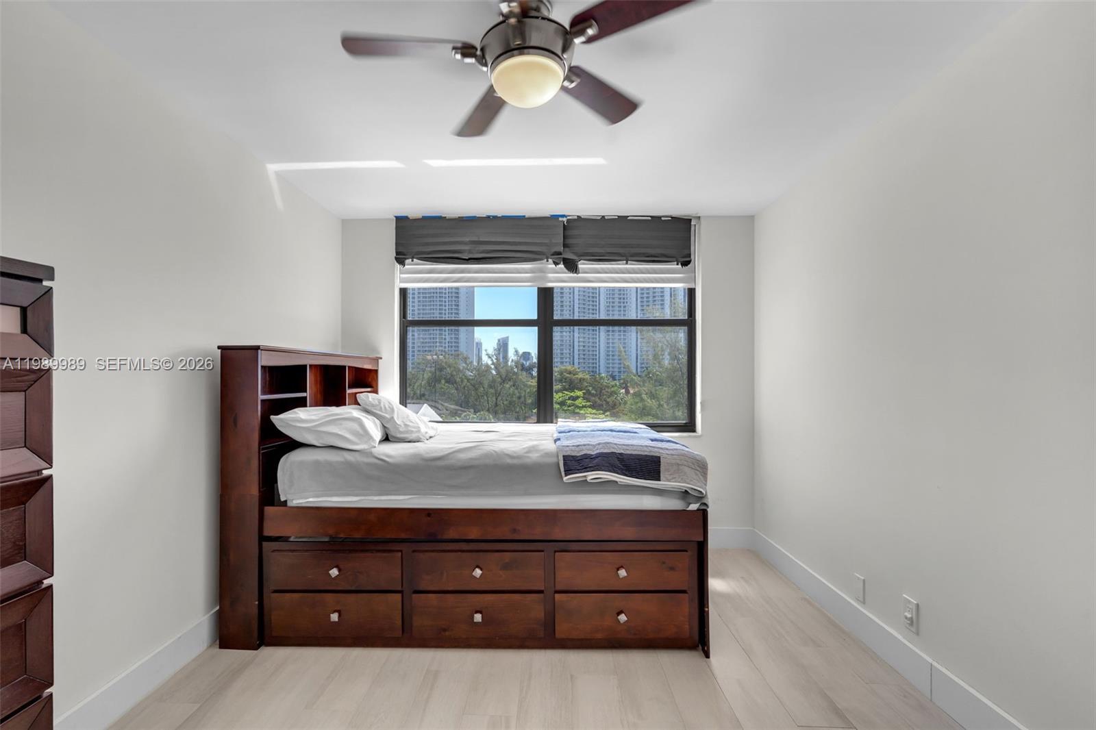 THE CLIPPER AT BISC COVE - Residential