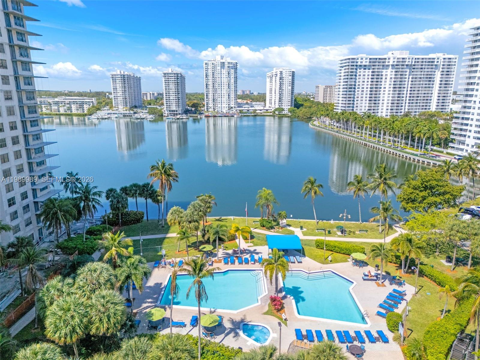 THE CLIPPER AT BISC COVE - Residential