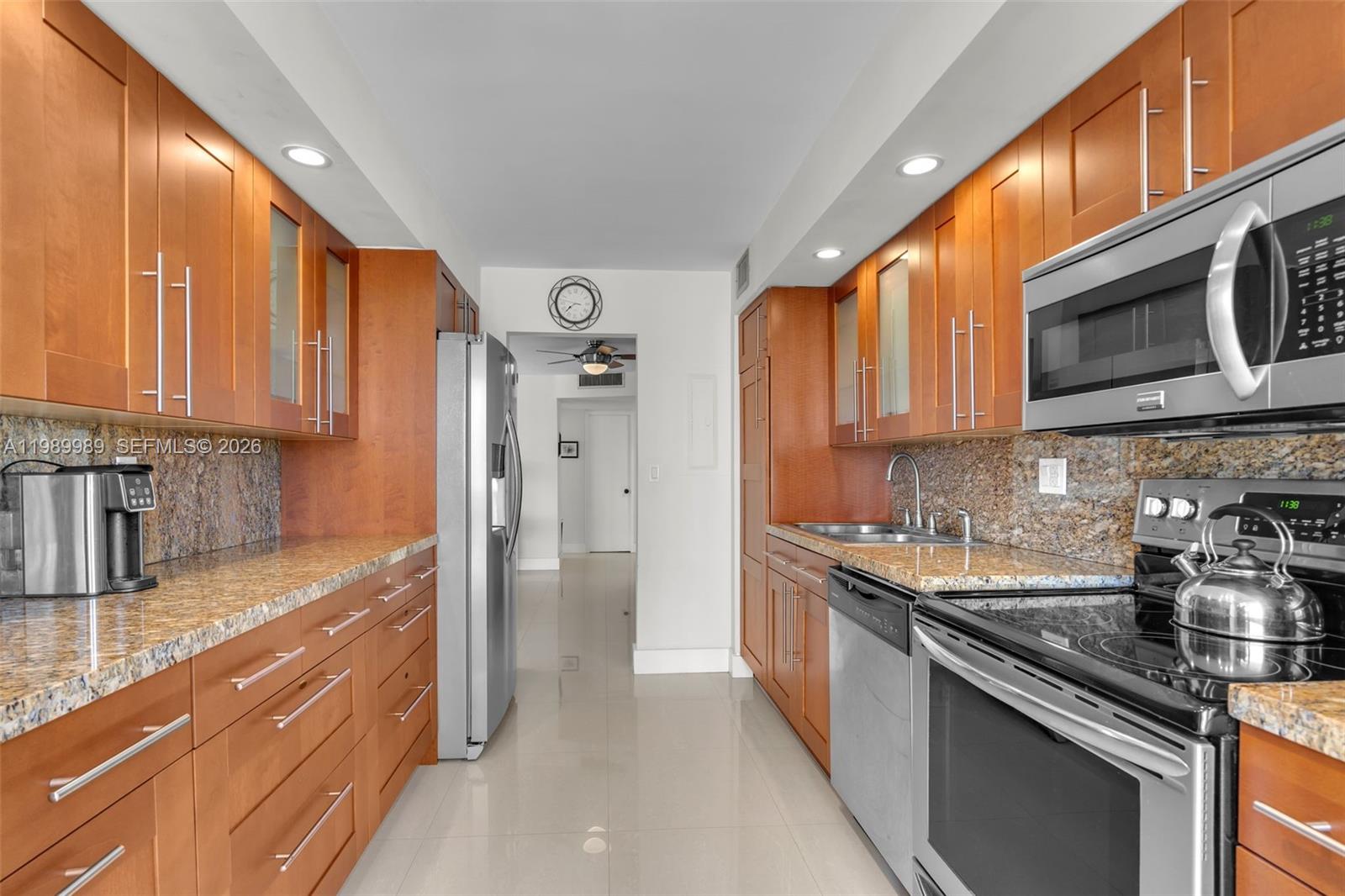 THE CLIPPER AT BISC COVE - Residential