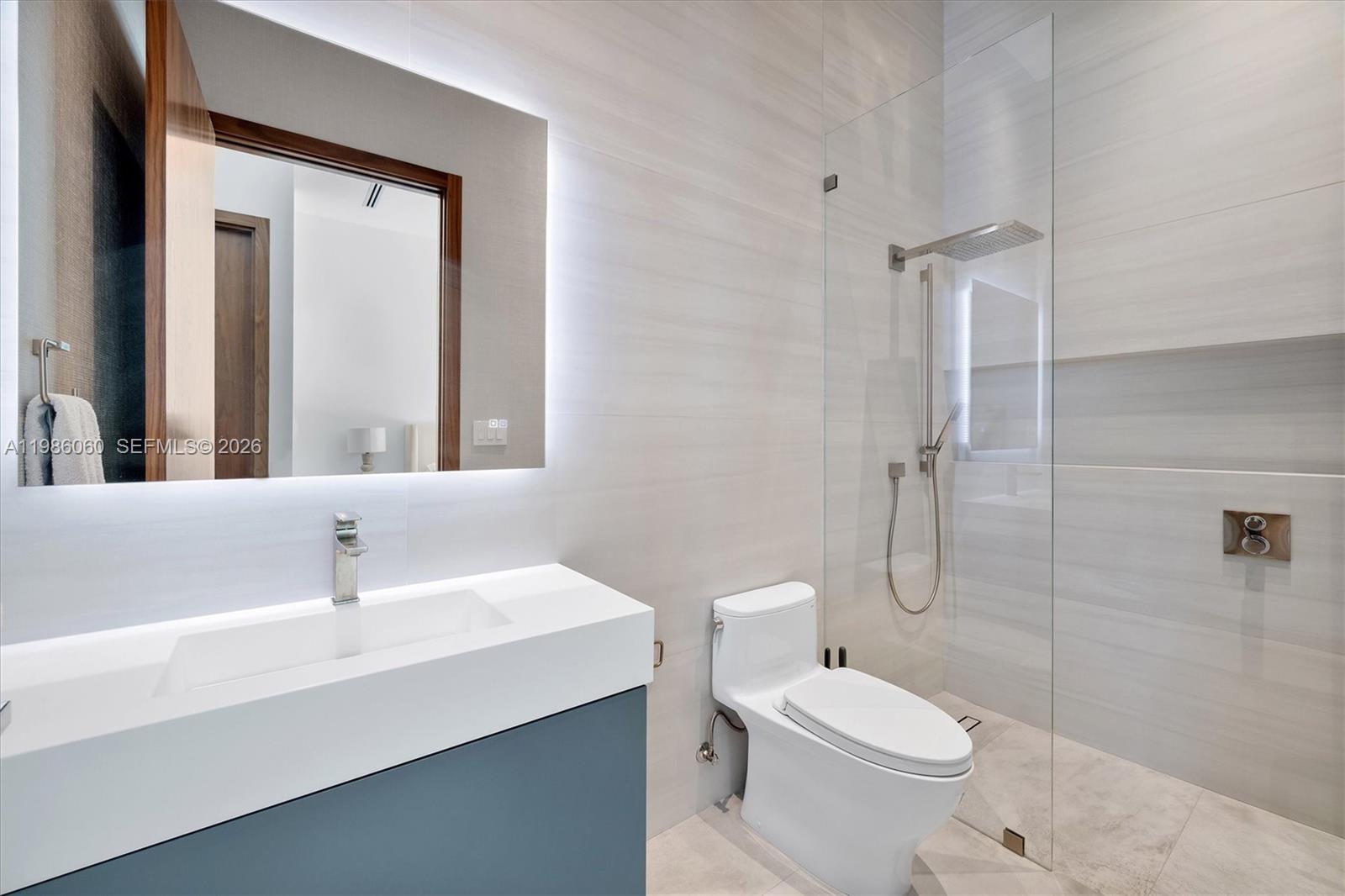 MIAMI SHORES BAY VIEW - Residential