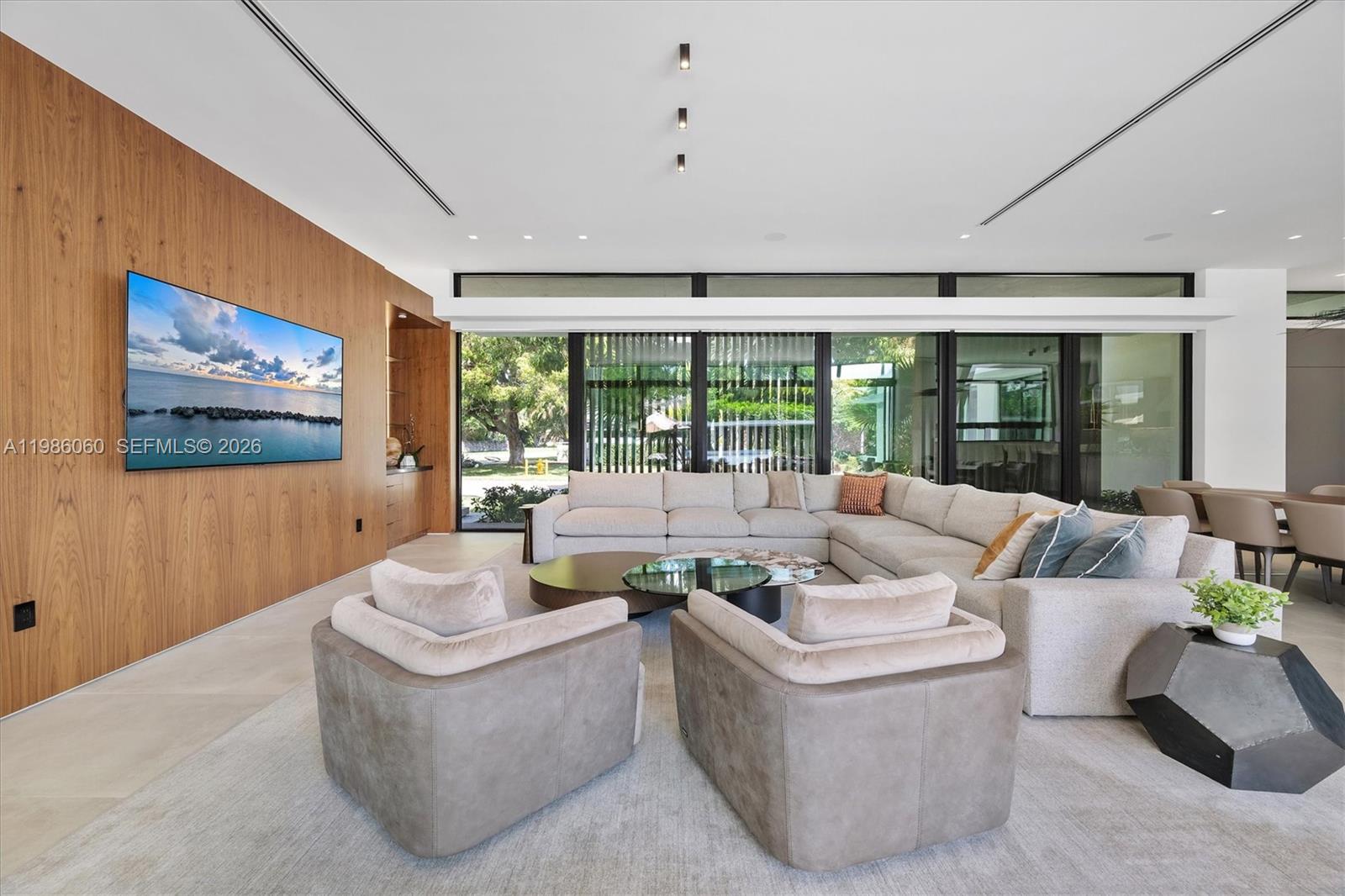 MIAMI SHORES BAY VIEW - Residential