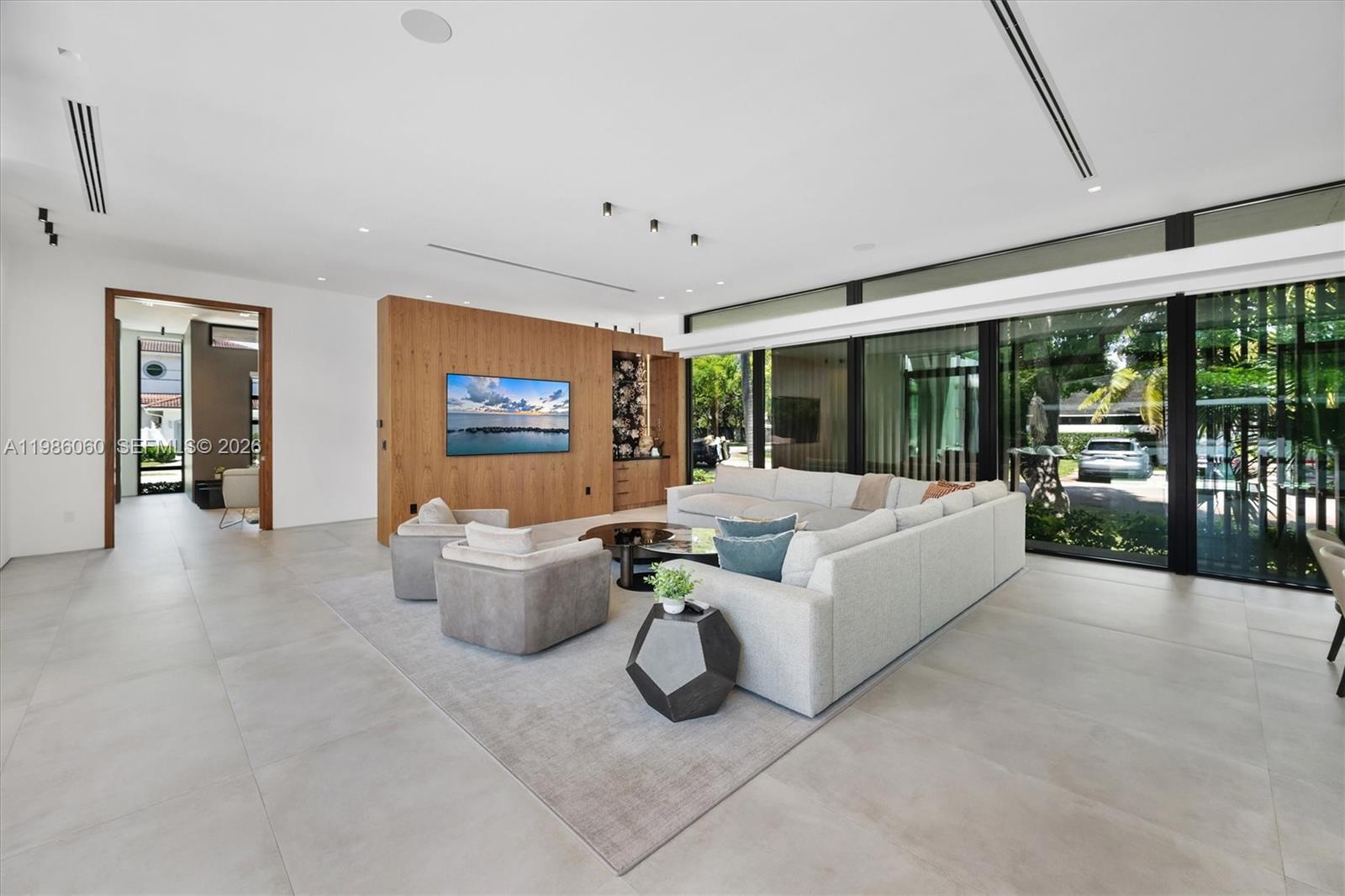 MIAMI SHORES BAY VIEW - Residential