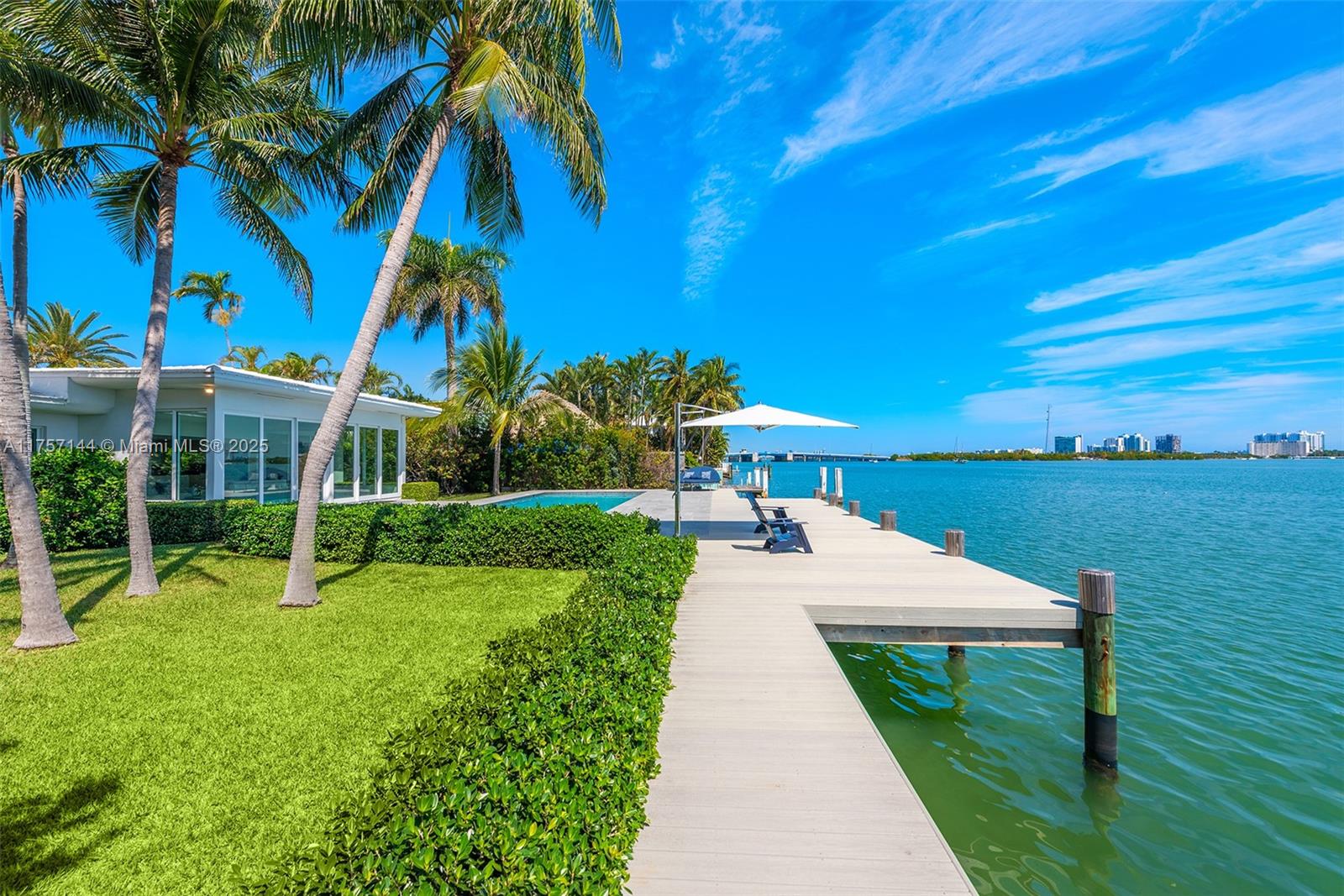 BELLE MEADE ISLAND - Land
