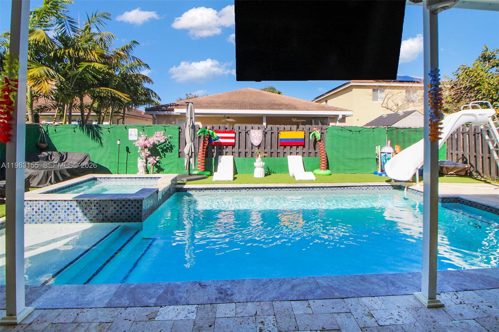 ANTIGUA AT OASIS - Residential