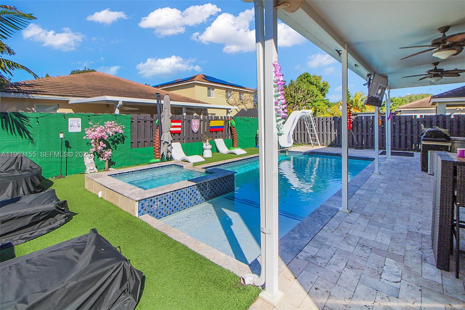 ANTIGUA AT OASIS - Residential