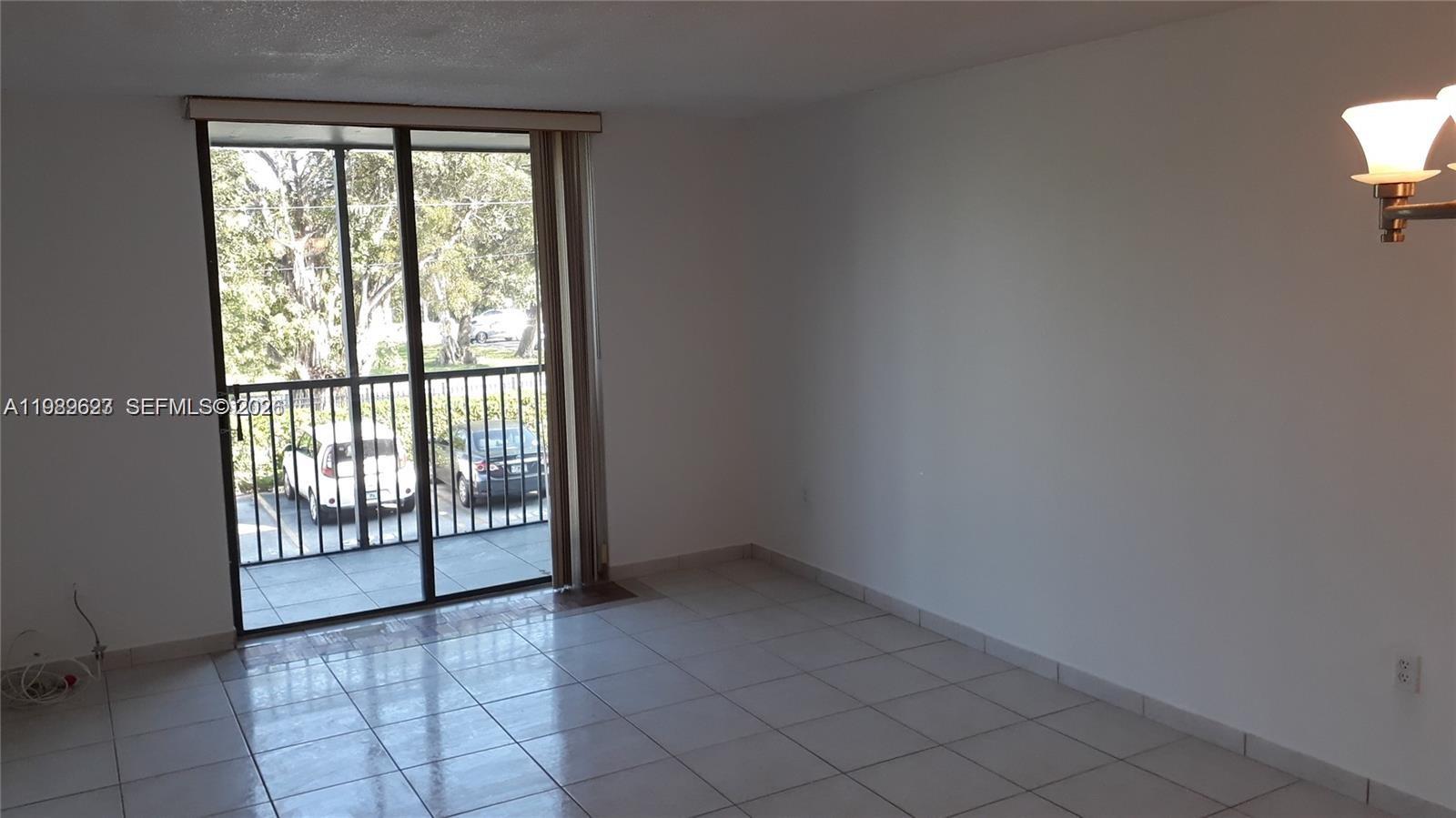 16950 W Dixie Hwy A-228 Hwy A228