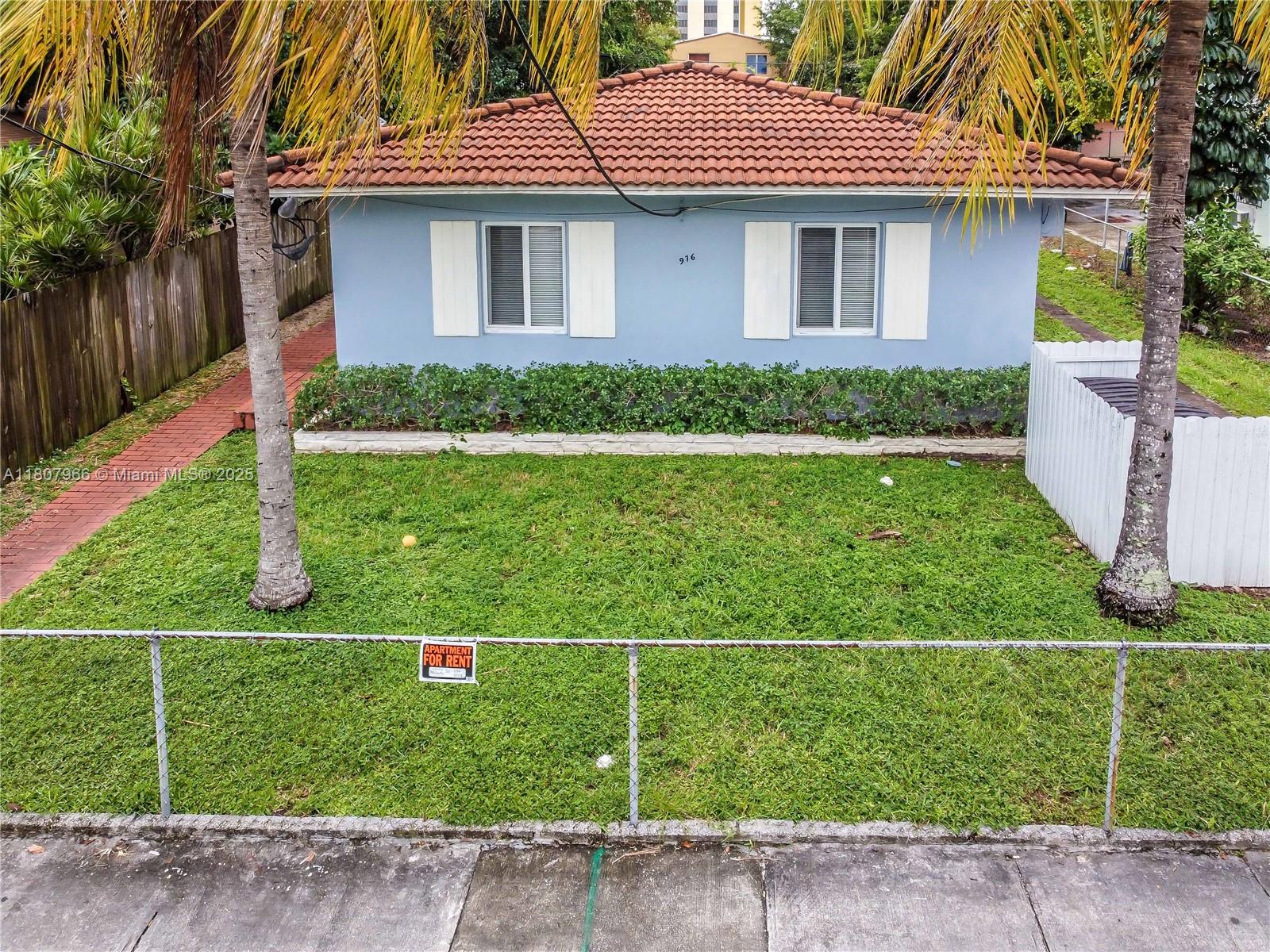 Rental Property at 976 Nw 6th St 6, Miami, Broward County, Florida - Bedrooms: 1 
Bathrooms: 1  - $1,800 MO.