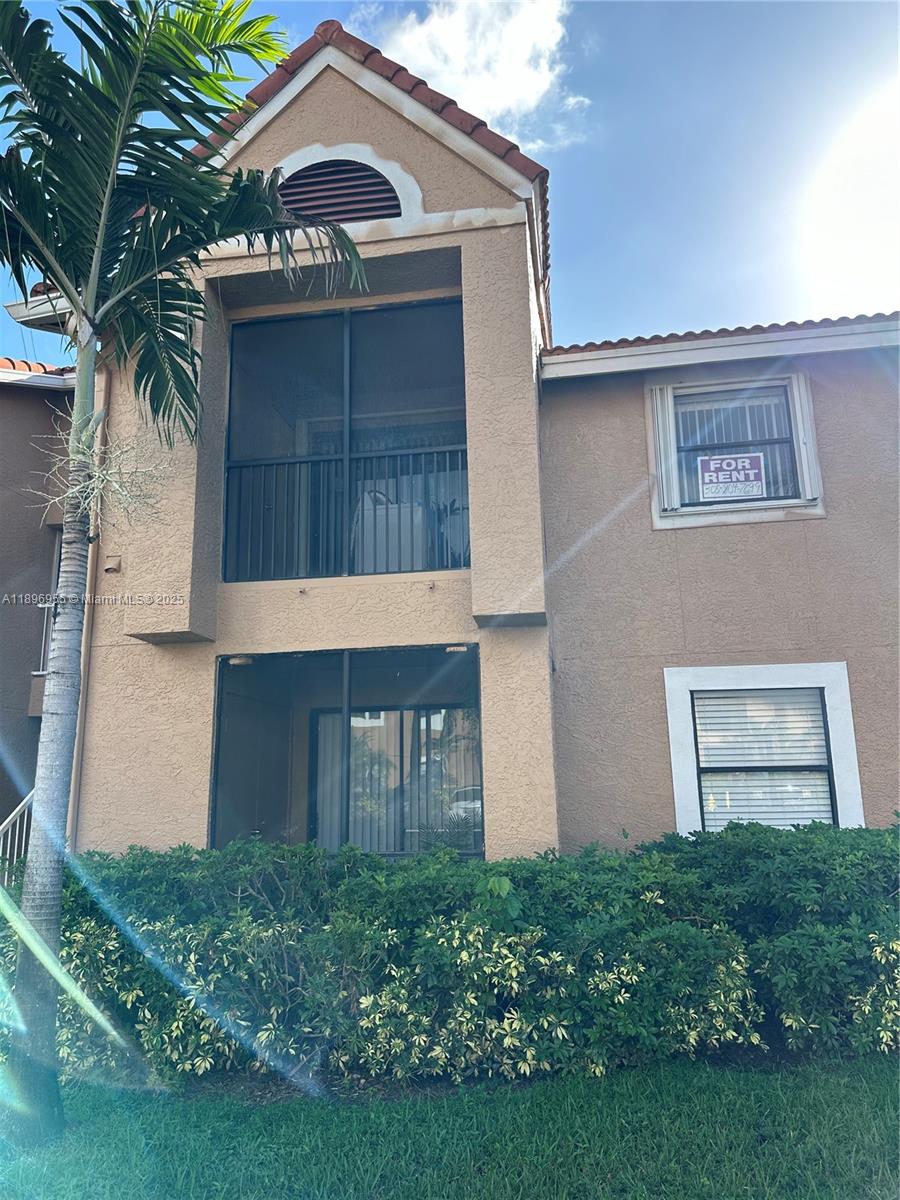 BISCAYNE BEACH CLUB CONDO - Residential Lease