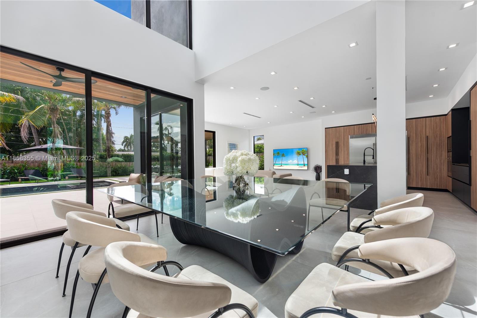 HIGHLAND WOODS SEC 4 - Residential Lease