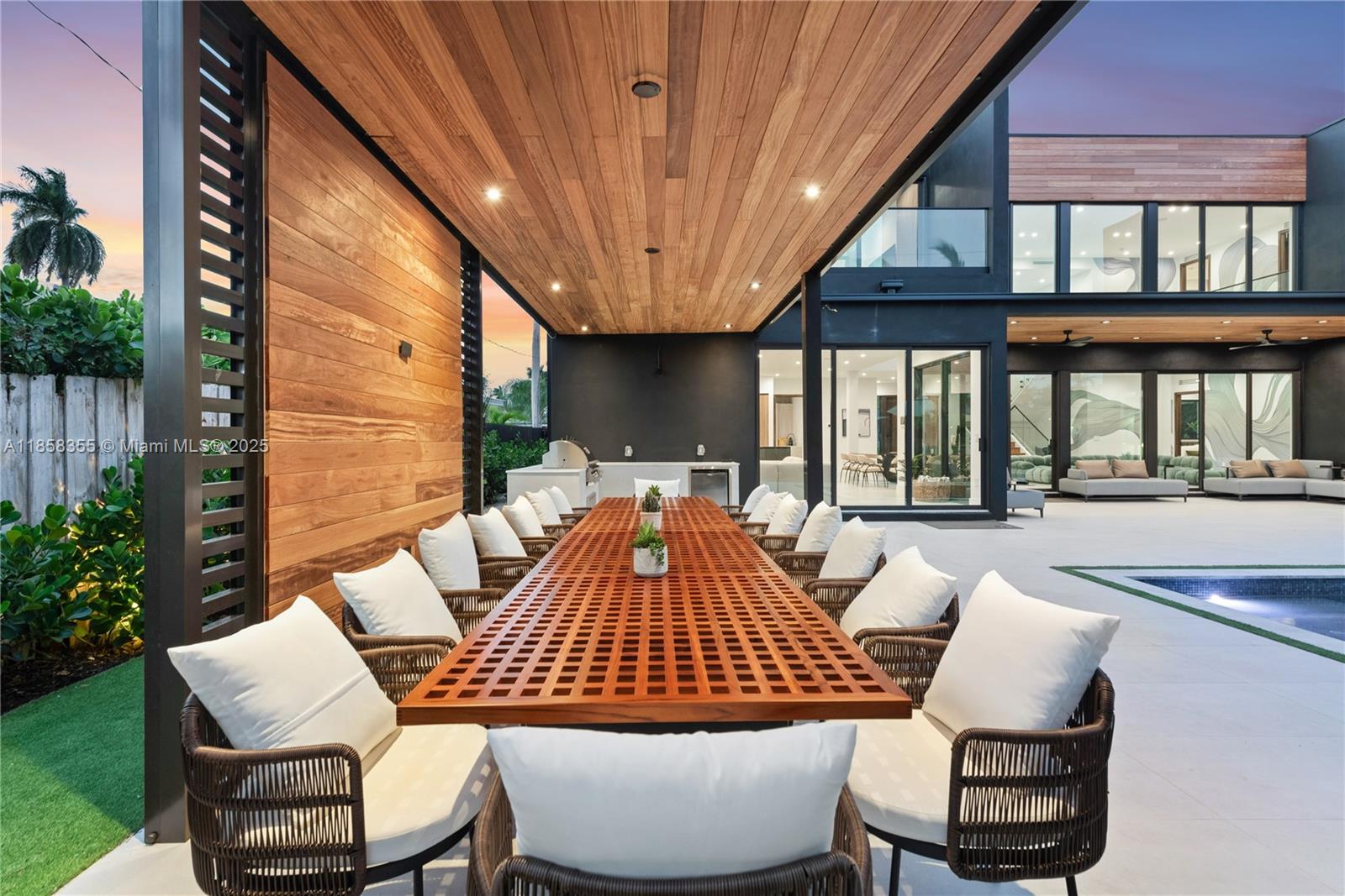 HIGHLAND WOODS SEC 4 - Residential Lease