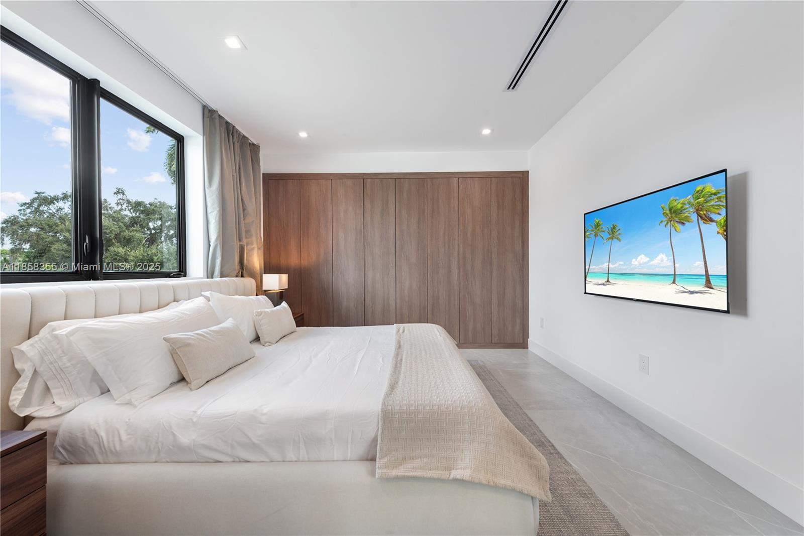 HIGHLAND WOODS SEC 4 - Residential Lease