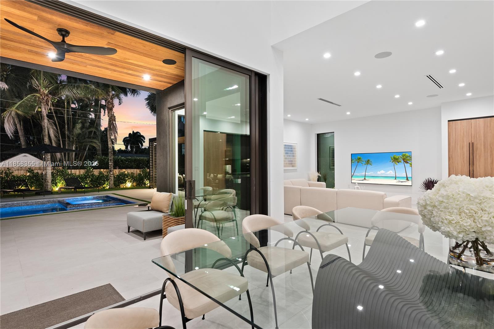 HIGHLAND WOODS SEC 4 - Residential Lease