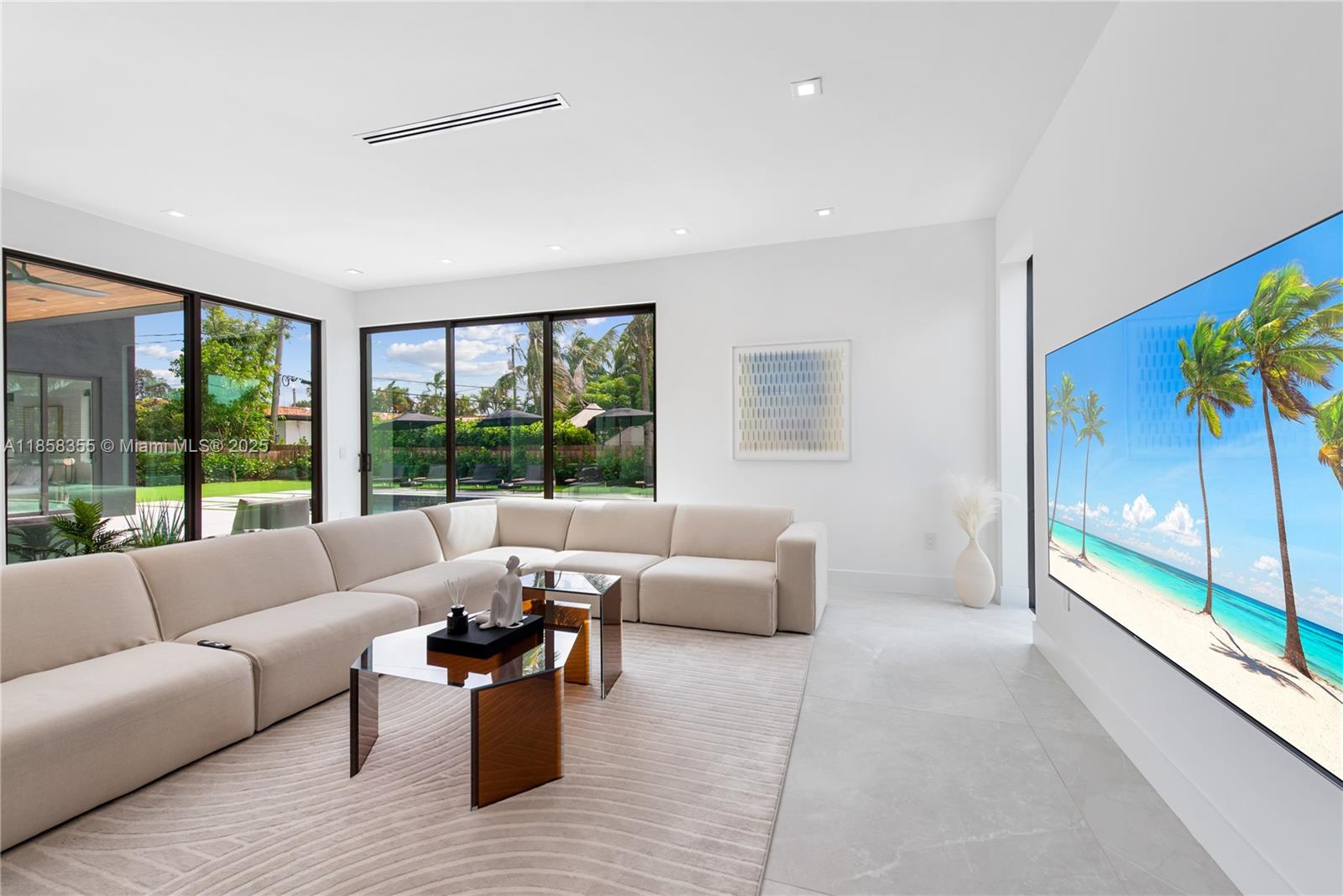 HIGHLAND WOODS SEC 4 - Residential Lease