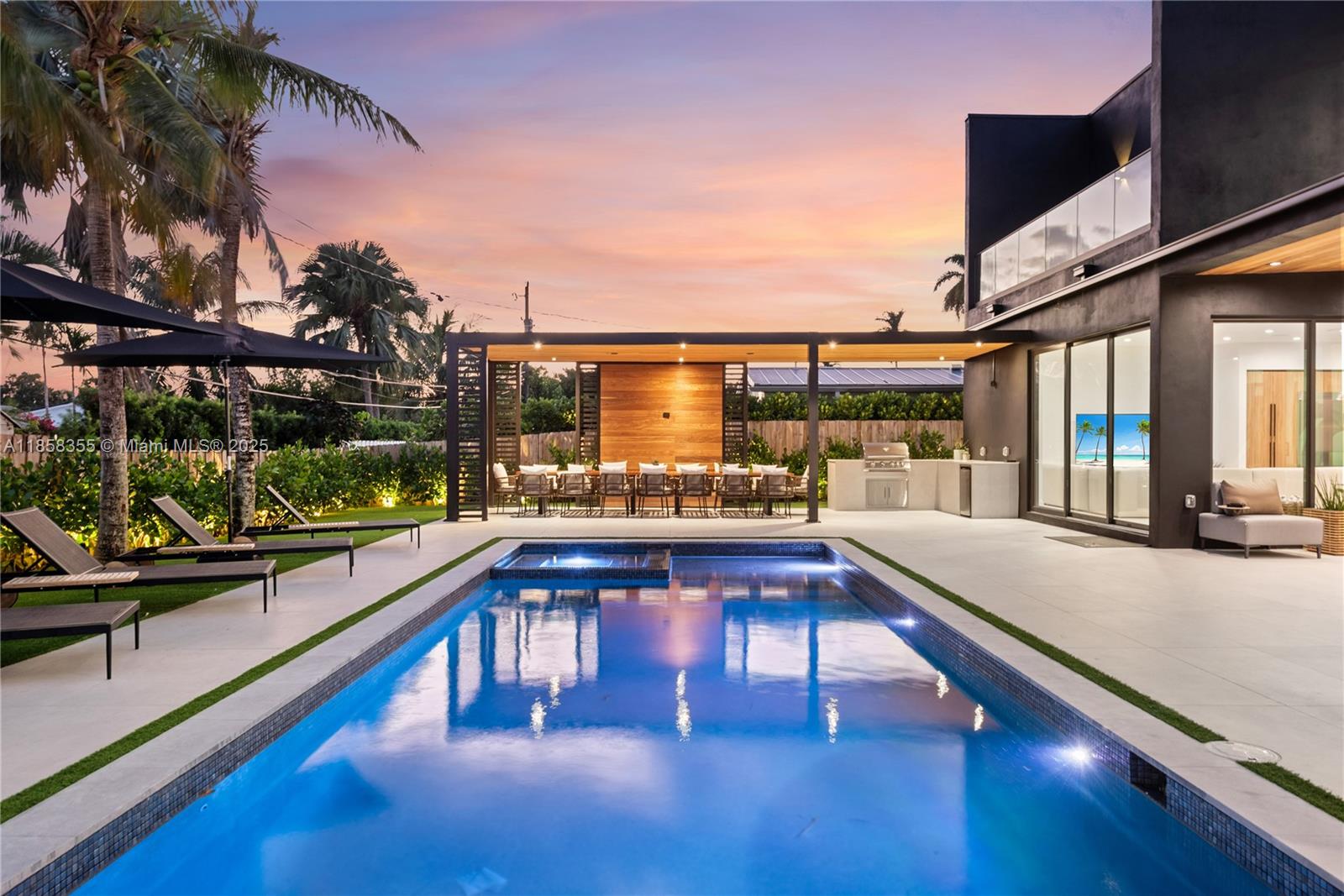 HIGHLAND WOODS SEC 4 - Residential Lease