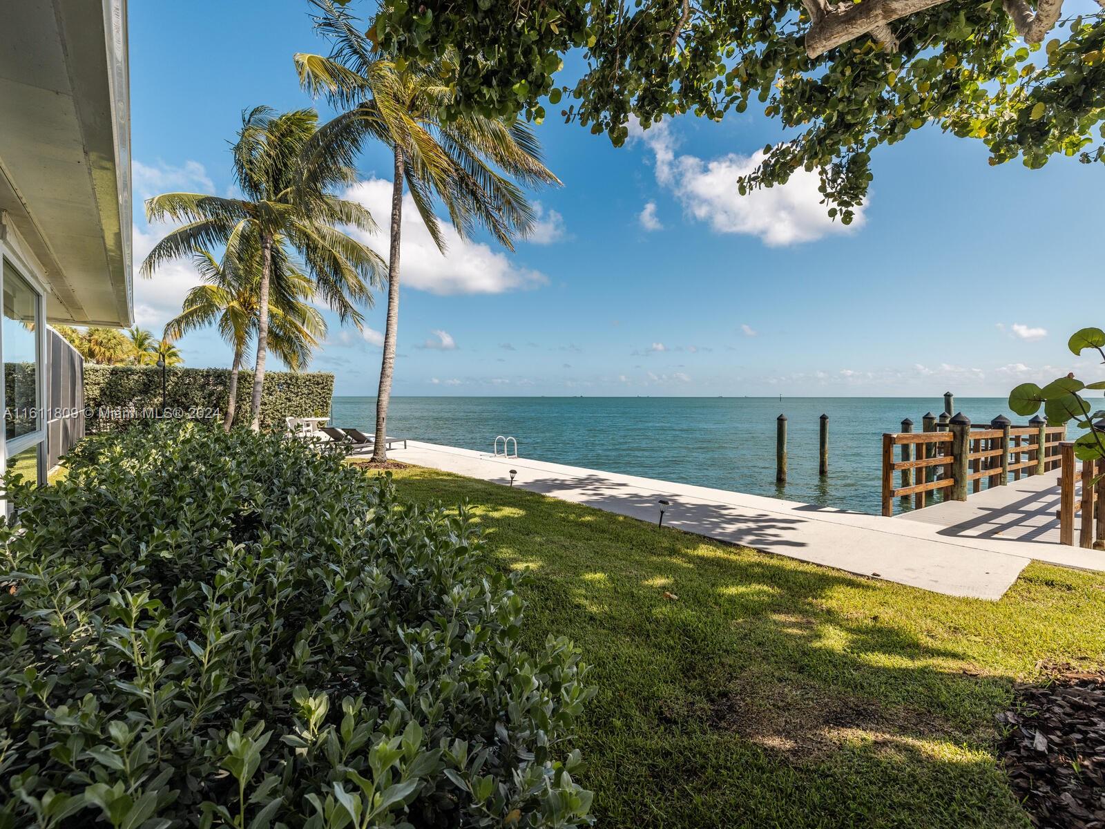 MASHTA ISLAND - Residential