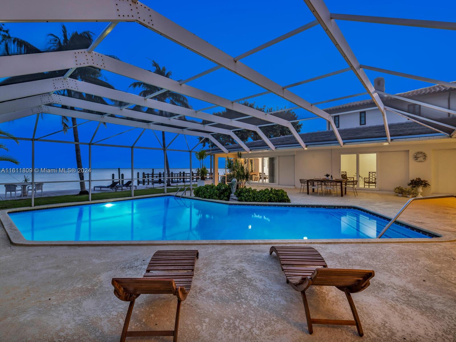 MASHTA ISLAND - Residential