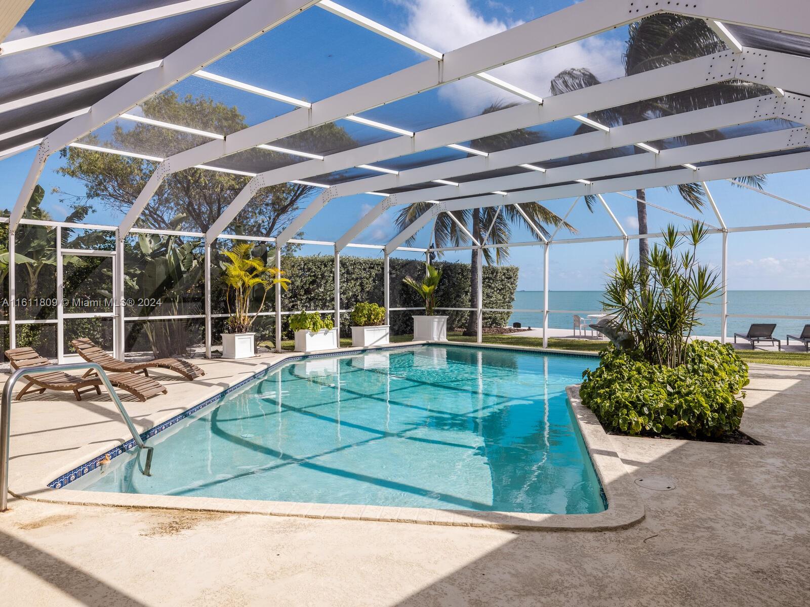 MASHTA ISLAND - Residential