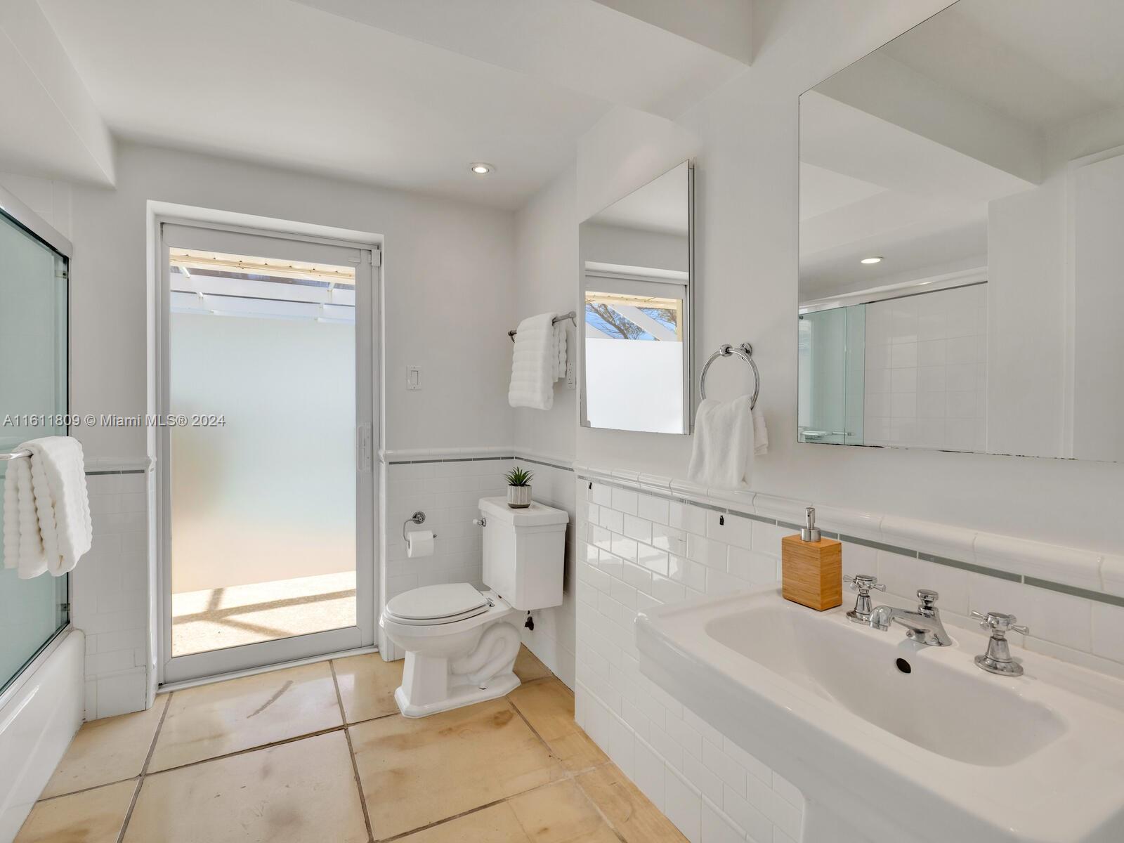 MASHTA ISLAND - Residential