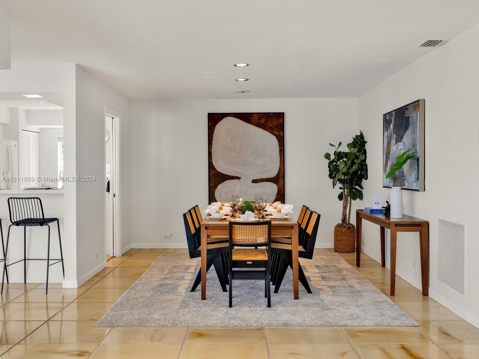 MASHTA ISLAND - Residential