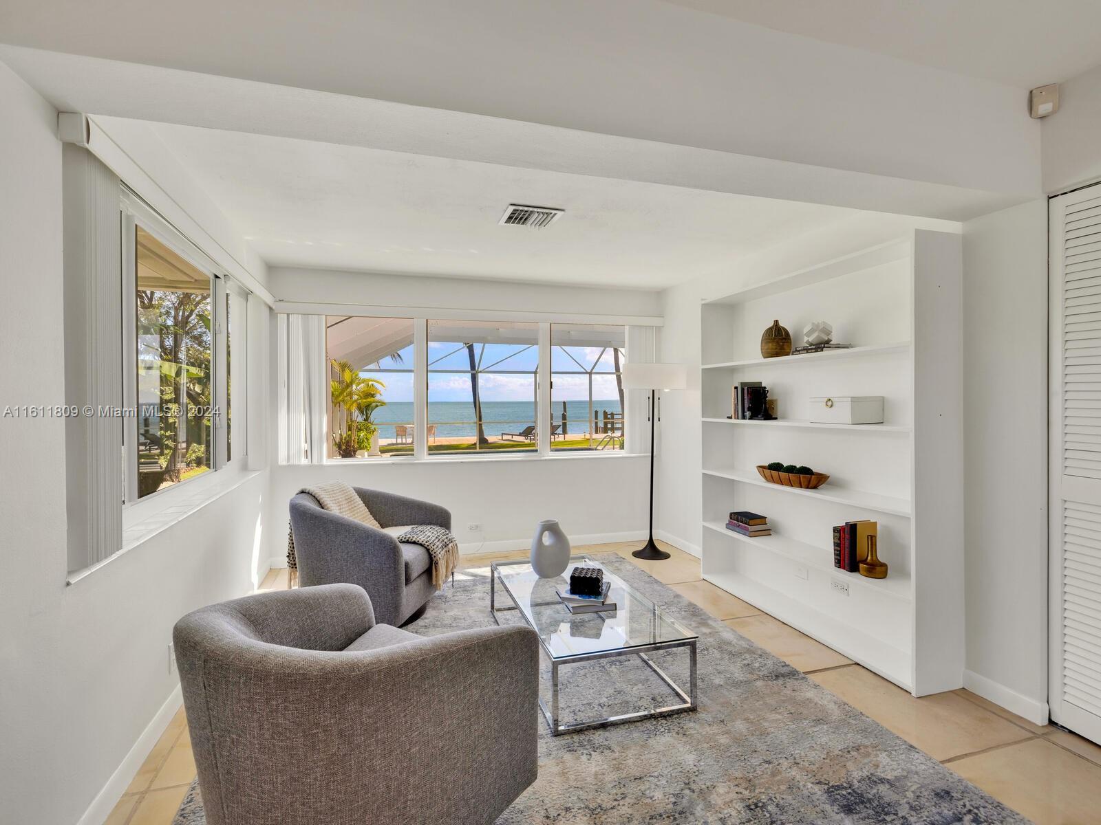 MASHTA ISLAND - Residential