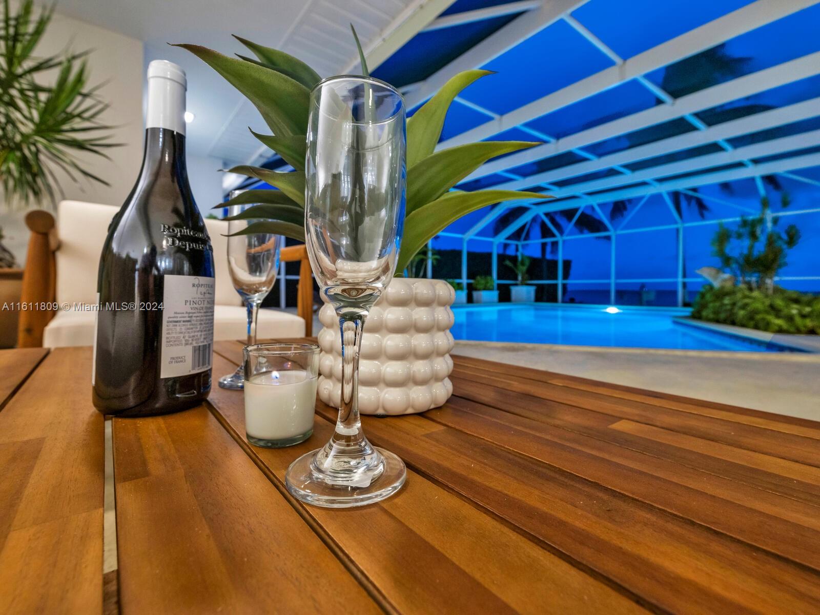 MASHTA ISLAND - Residential