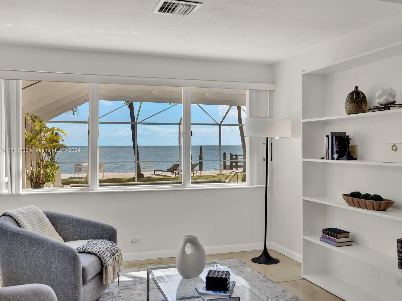 MASHTA ISLAND - Residential