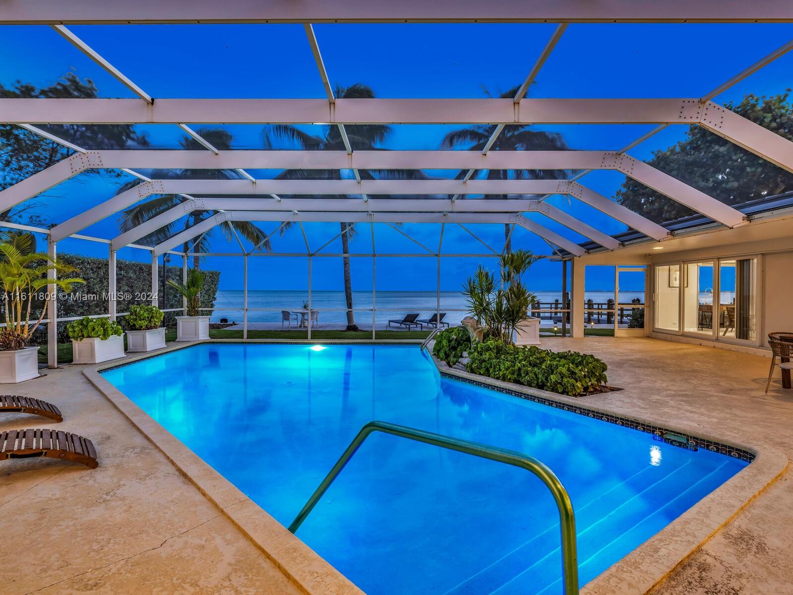 MASHTA ISLAND - Residential