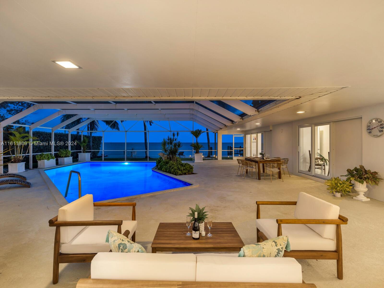 MASHTA ISLAND - Residential