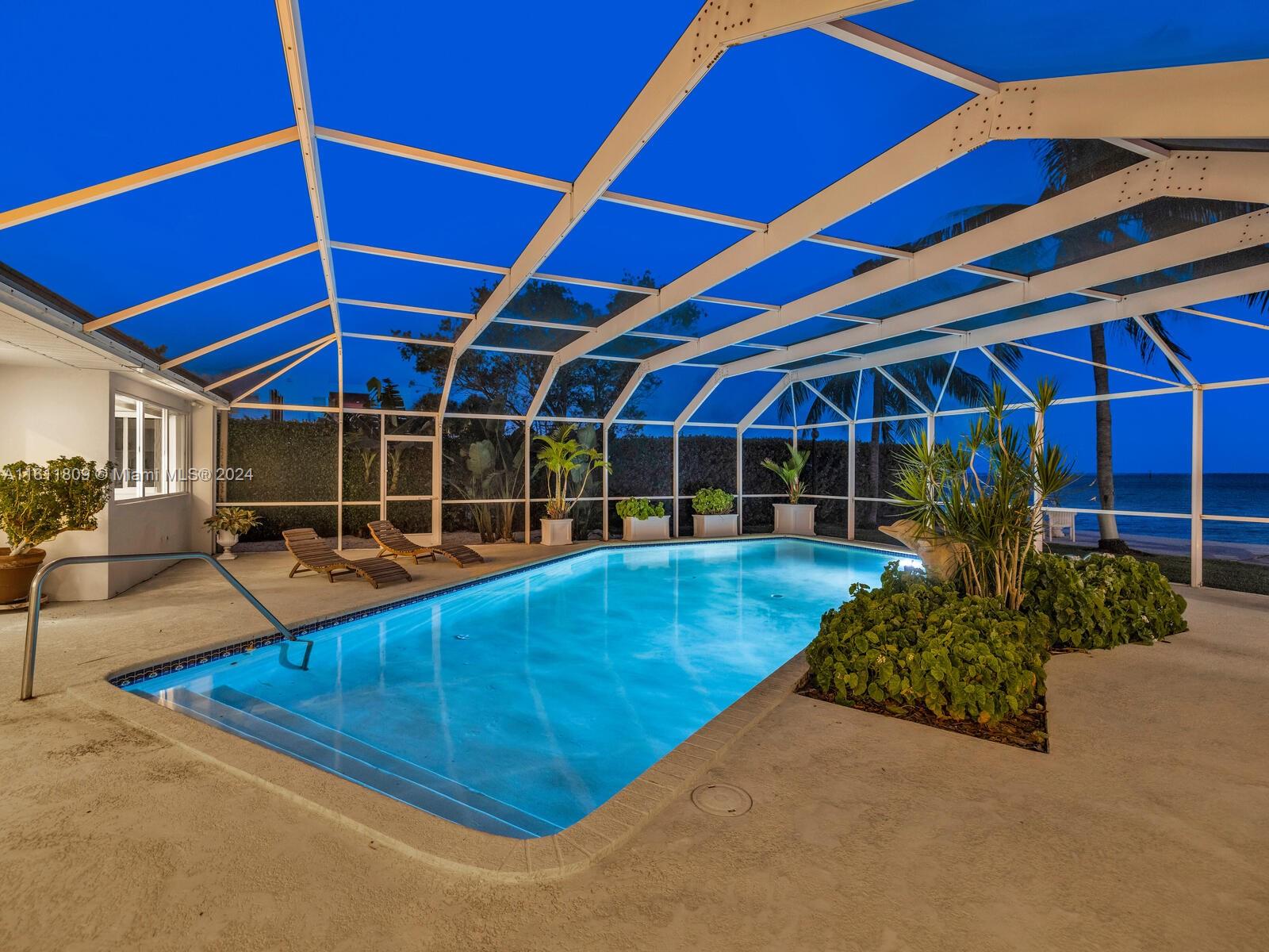 MASHTA ISLAND - Residential