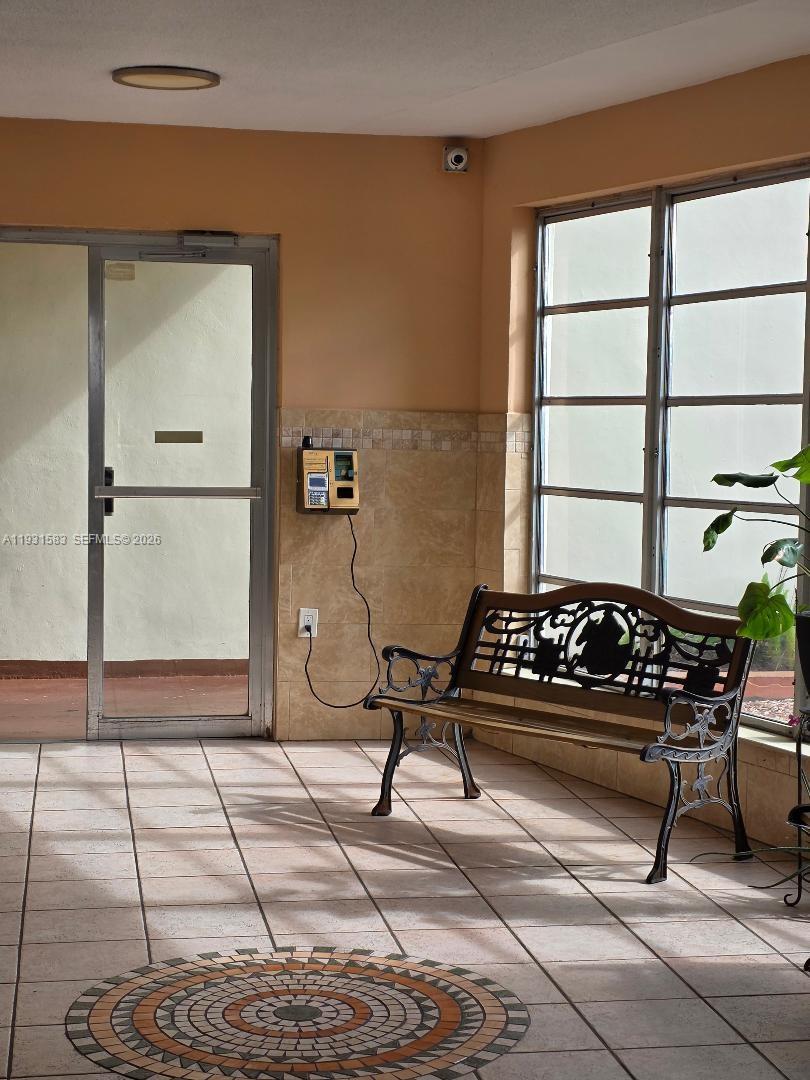 FOURTH MOORINGS CONDO - Residential