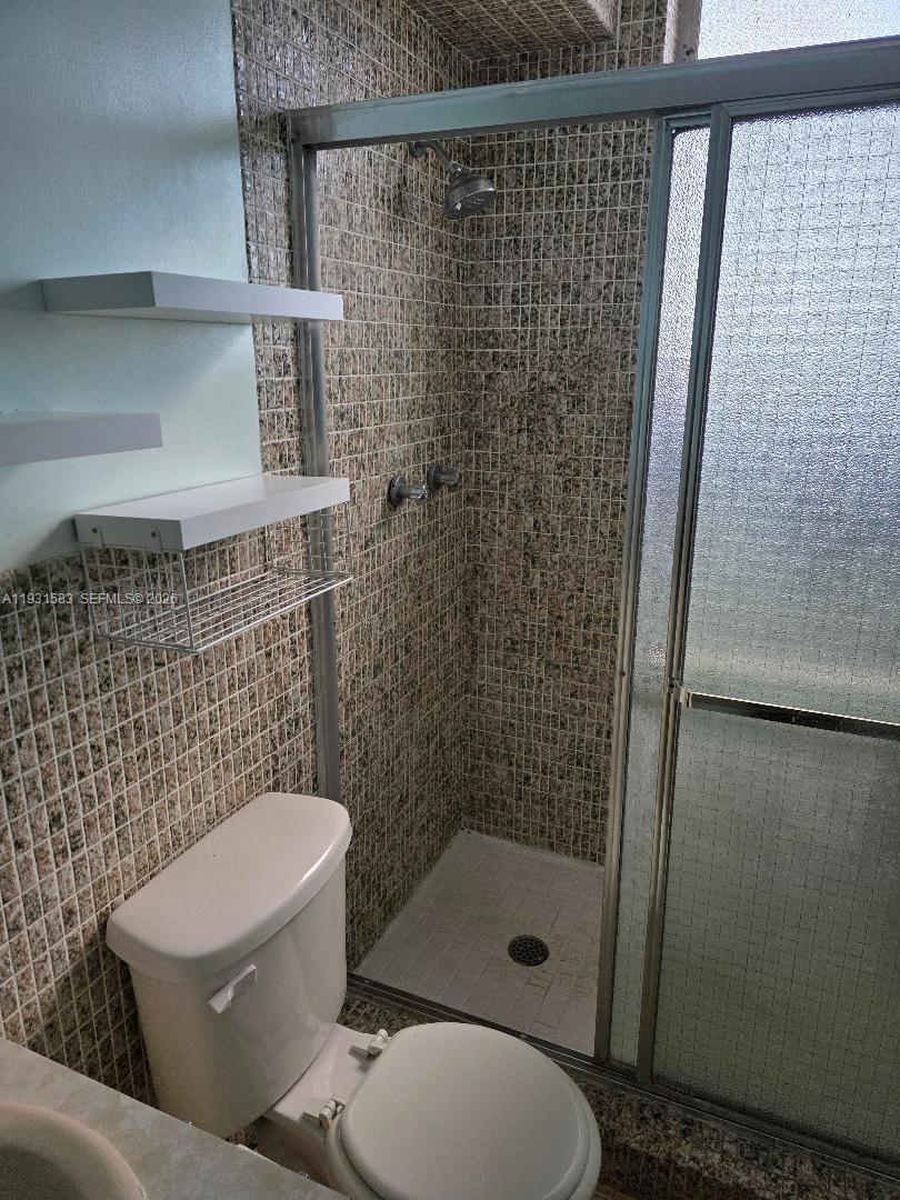 FOURTH MOORINGS CONDO - Residential