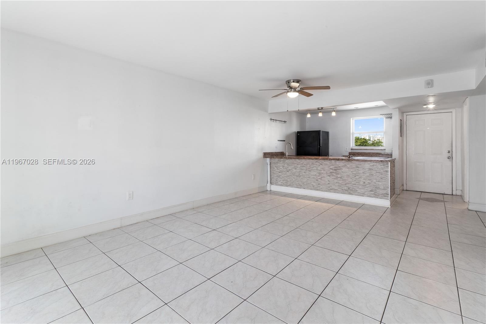 1245 WEST AVE CONDO - Residential Lease
