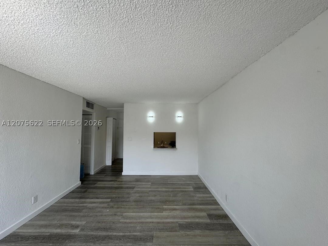 4550 NW 9th St 709E