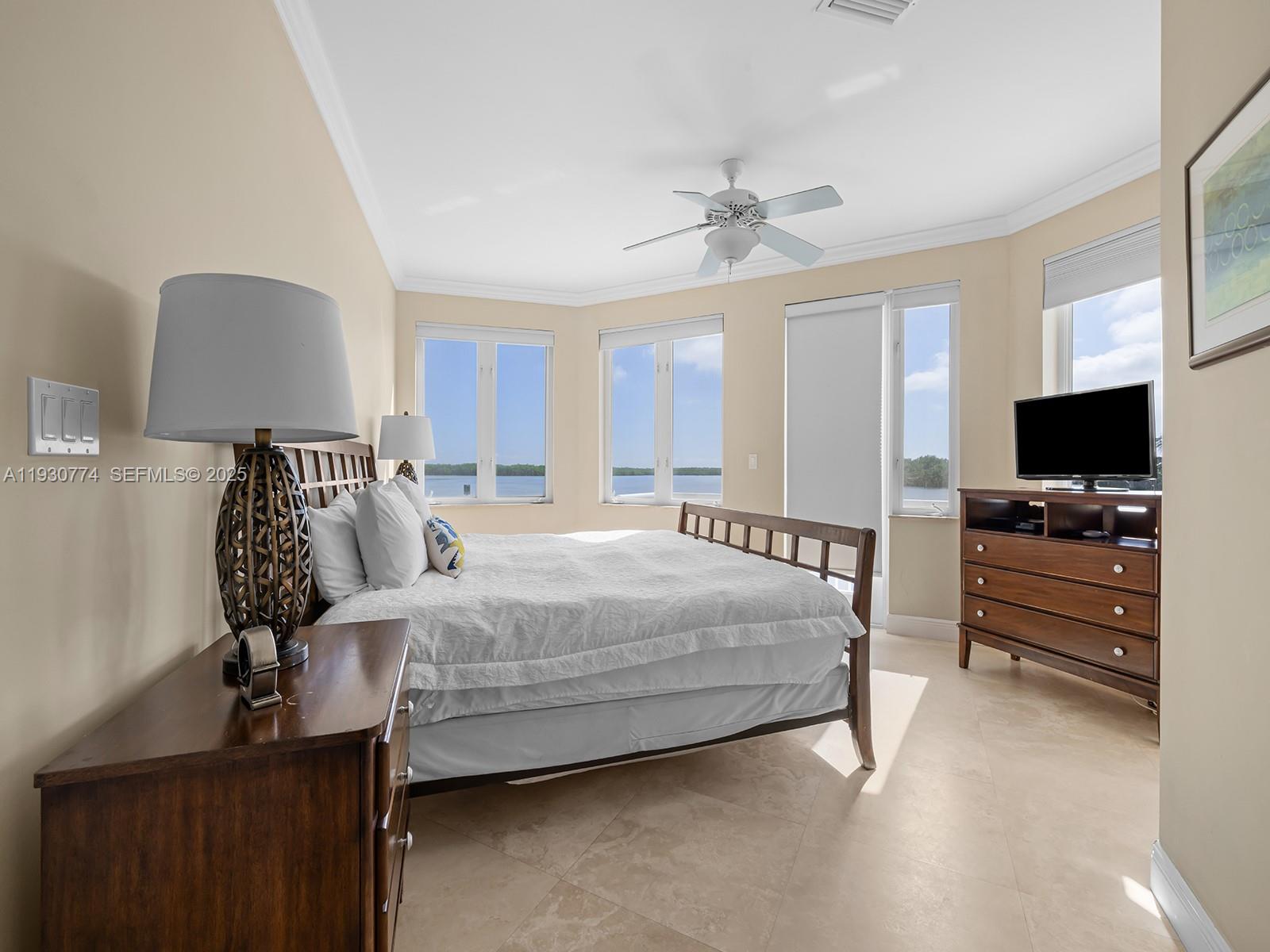 OCEAN ISLE ESTATE - Residential