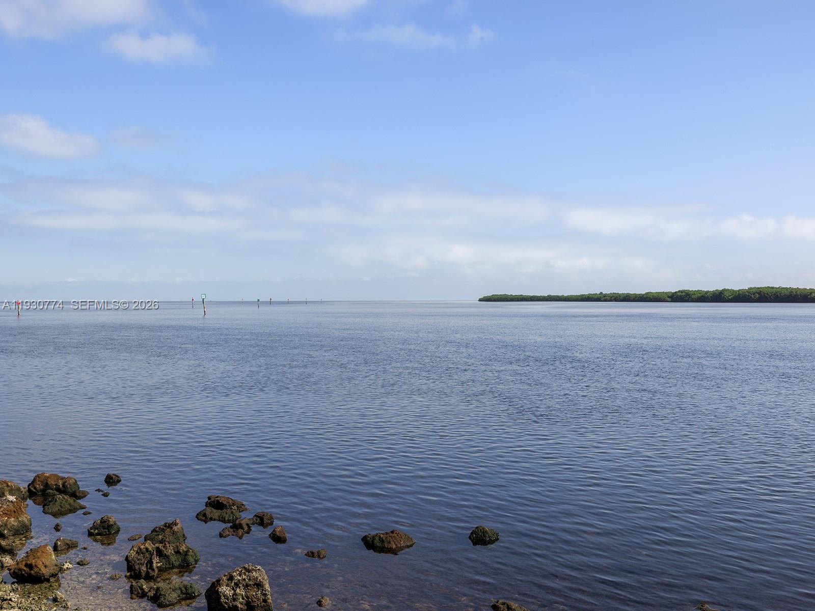 OCEAN ISLE ESTATE - Residential